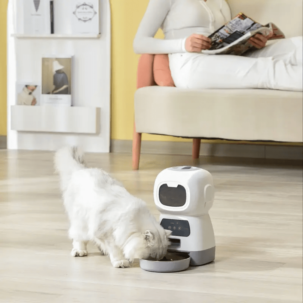 DISPENSADOR AUTOMÁTICO DE ALIMENTOS PARA MASCOTAS – FEED PET